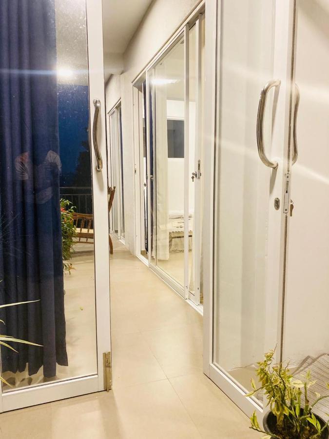 Sky Edge Homestay Kandy Esterno foto